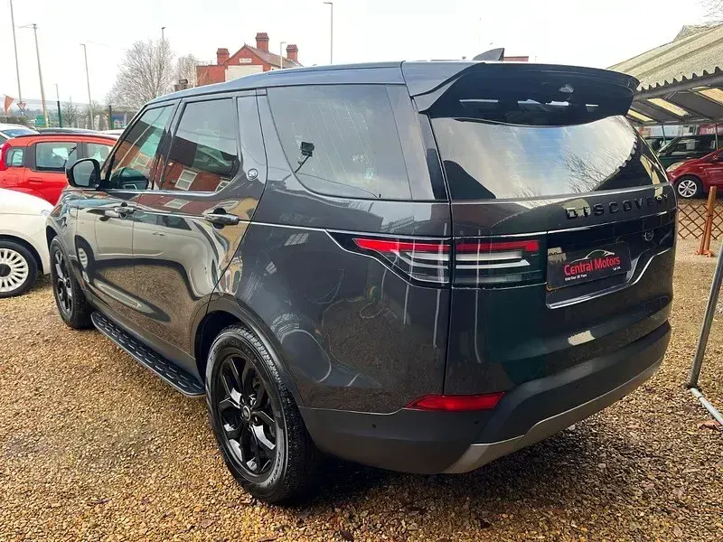 Begagnad Land Rover Discovery 5 SE 240 HK (176 kW) 2020 Grå SUV