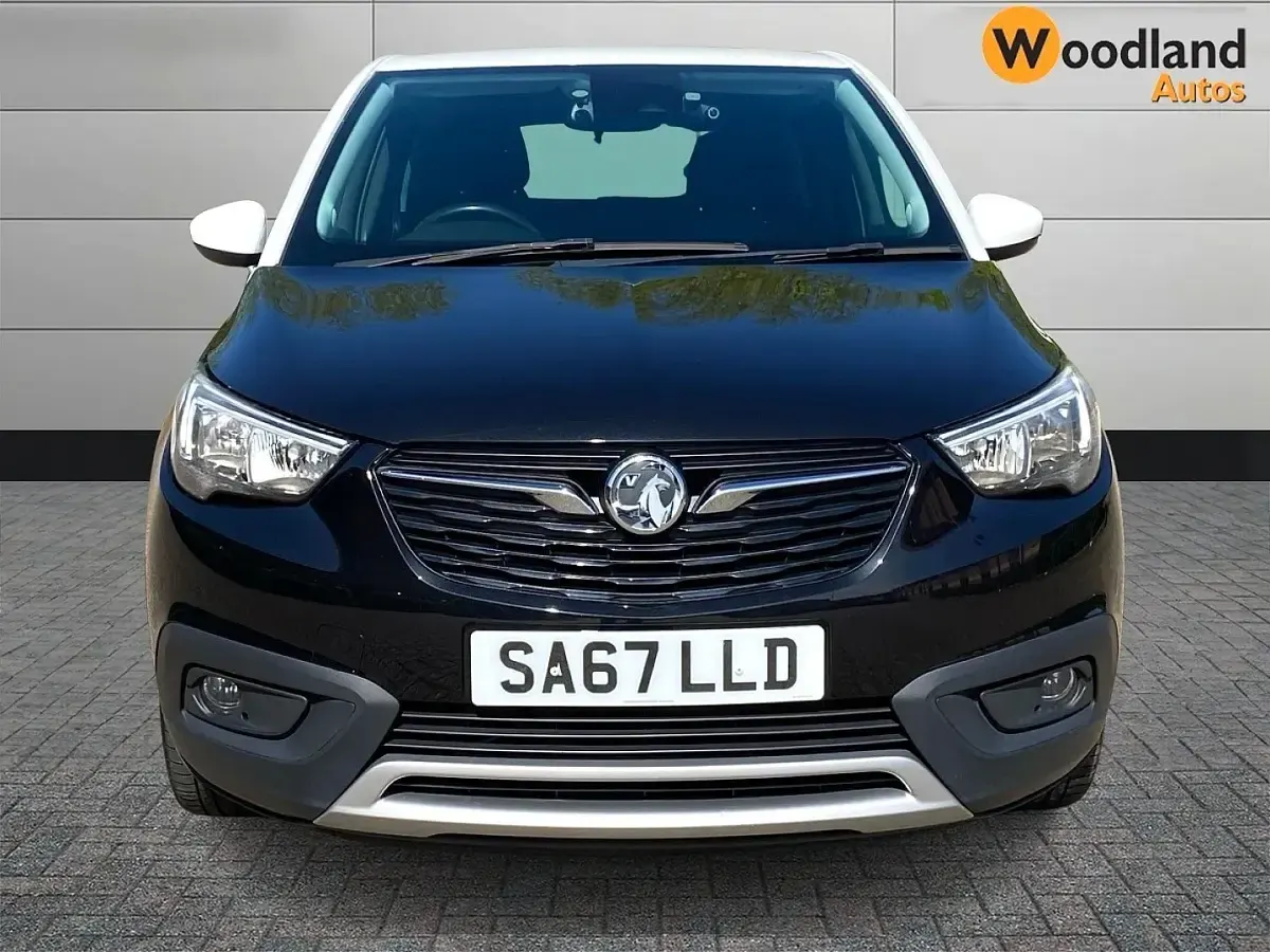Second-hand Vauxhall Crossland X Elite 130 CP (95 kW) 2017 Negru SUV