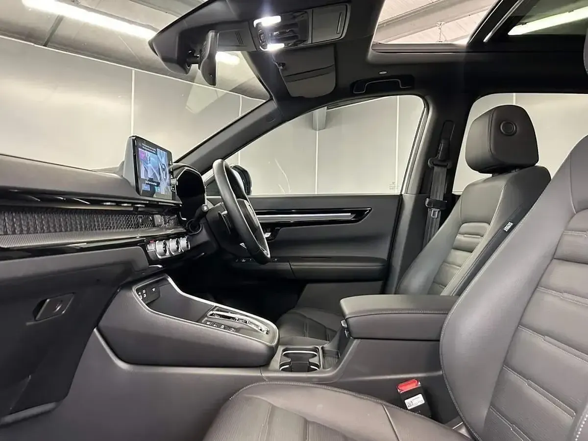 Begagnad Honda CR-V Advance 184 HK (135 kW) 2025 Vit SUV