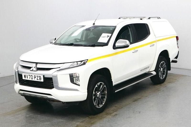 White Used 2020 Mitsubishi L200 Warrior Pickup | £14,990 (Super price) - Image 1/4