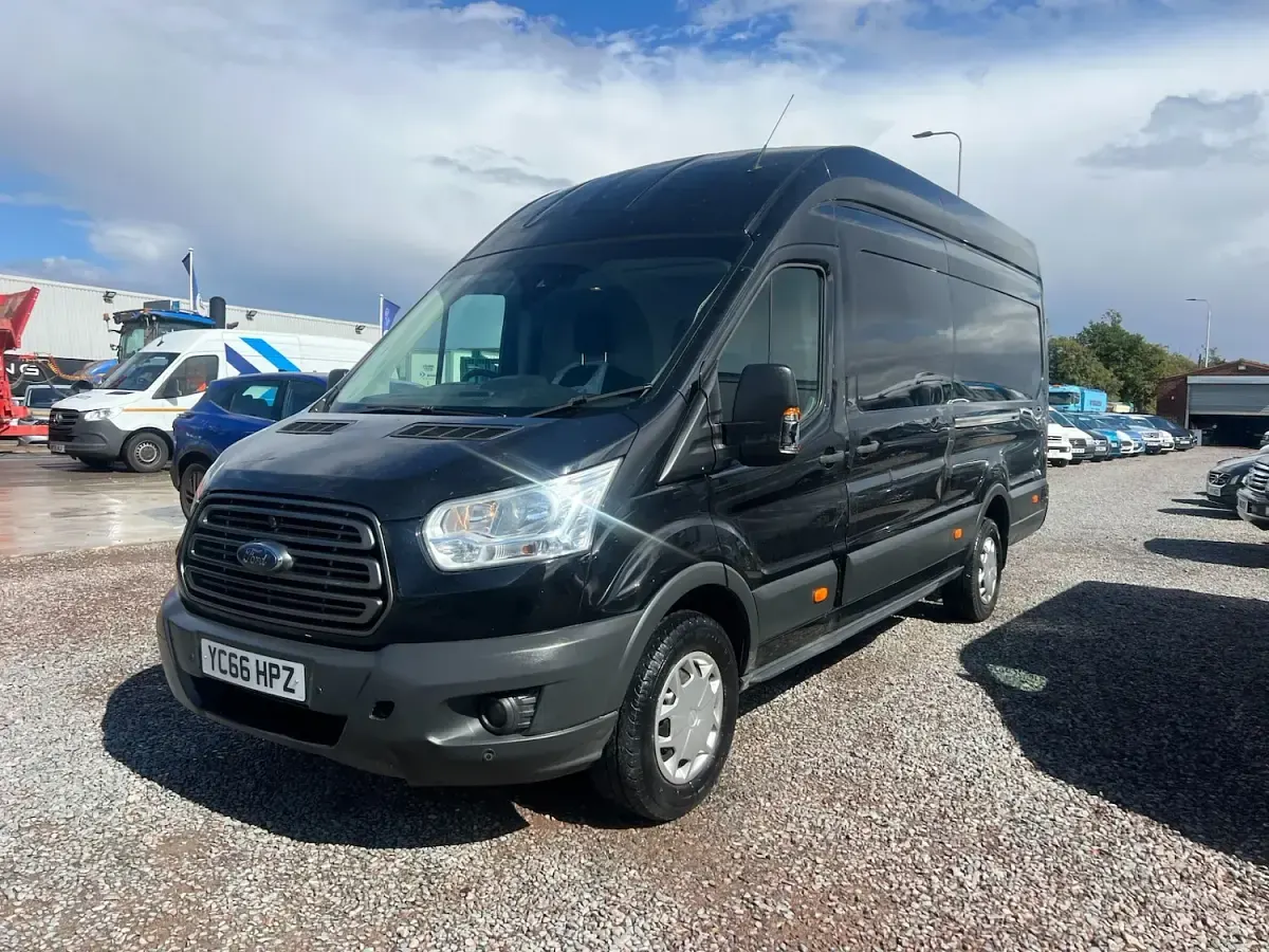 Used Ford Transit Trend 125 HP (91 kW) 2016 Black Van
