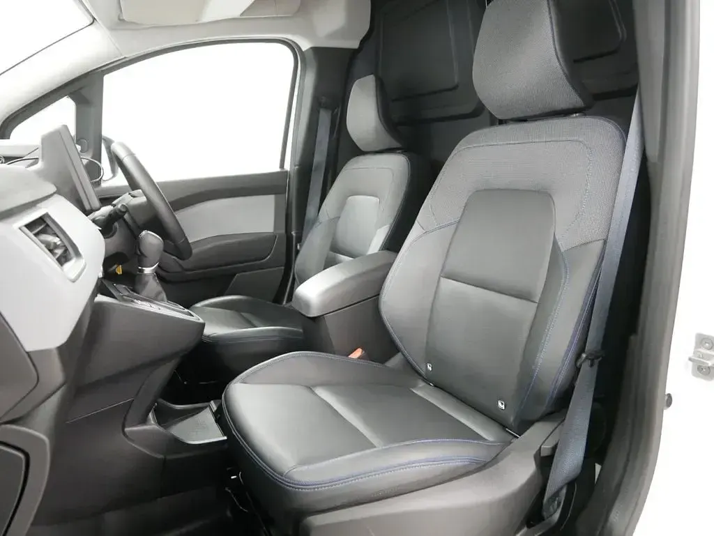 Used Nissan Townstar Acenta 89 kW (122 HP) 2024 White Van