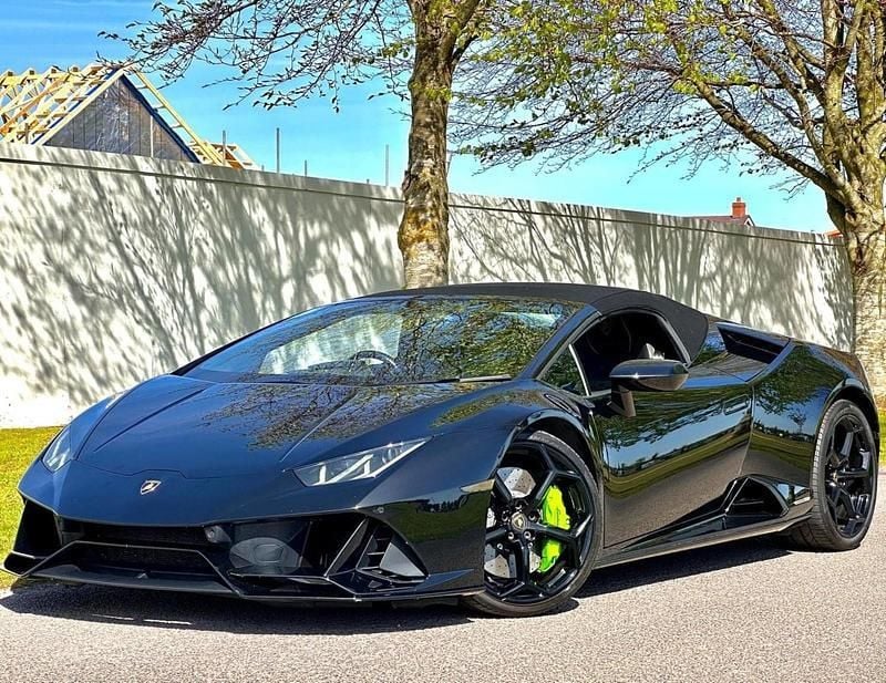 Black Used 2021 Lamborghini Huracán Cabriolet | £187,988 (Super price) - Image 1/4