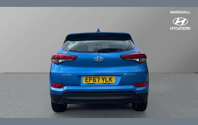 Used Hyundai Tucson SE 129 HP (94 kW) 2017 Blue SUV