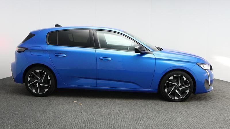 Used Peugeot 308 Allure Premium 130 HP (95 kW) 2022 Blue Hatchback
