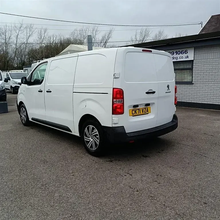 Gebraucht Peugeot Expert Premium 2022 Weiß Van