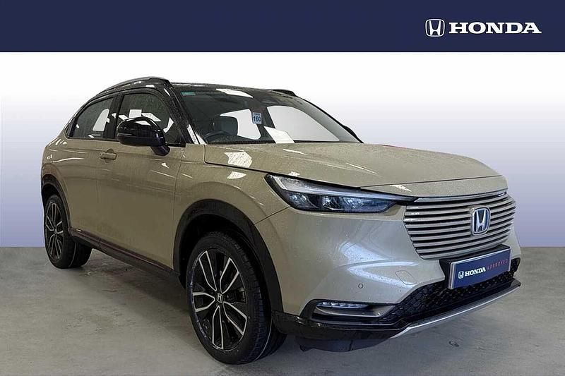 Used Honda HR-V Advance 131 HP (96 kW) 2023 Beige SUV