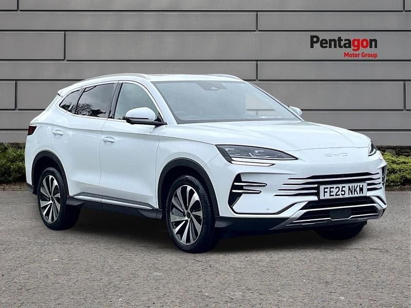 Snow white Used 2025 BYD Seal U Boost SUV | £28,695 - Image 1/4