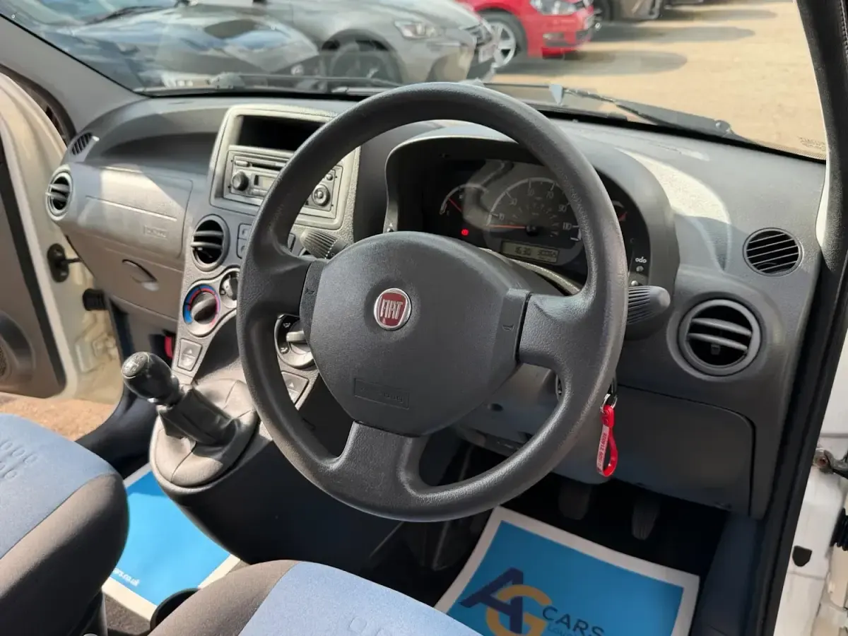 Used Fiat Panda 69 HP (50 kW) 2012 White Hatchback