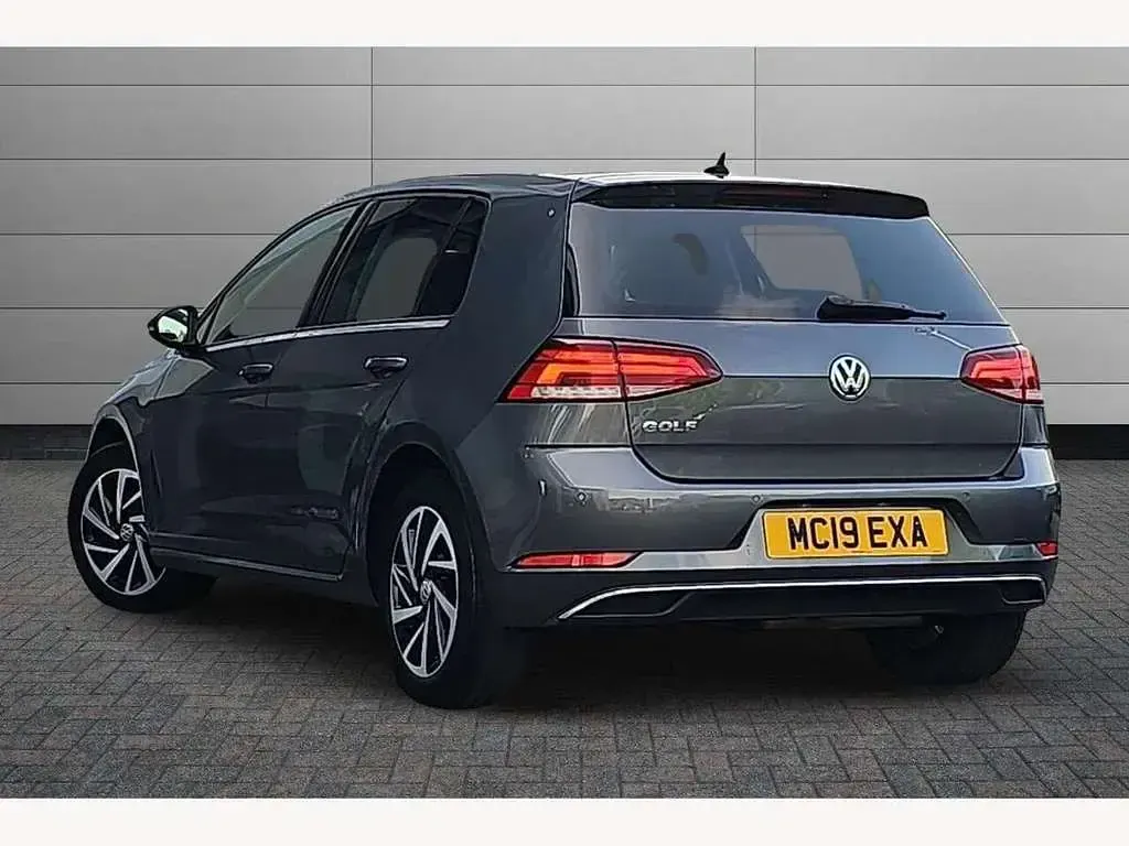 Used VW Golf VII Match 115 HP (84 kW) 2019 Grey Hatchback