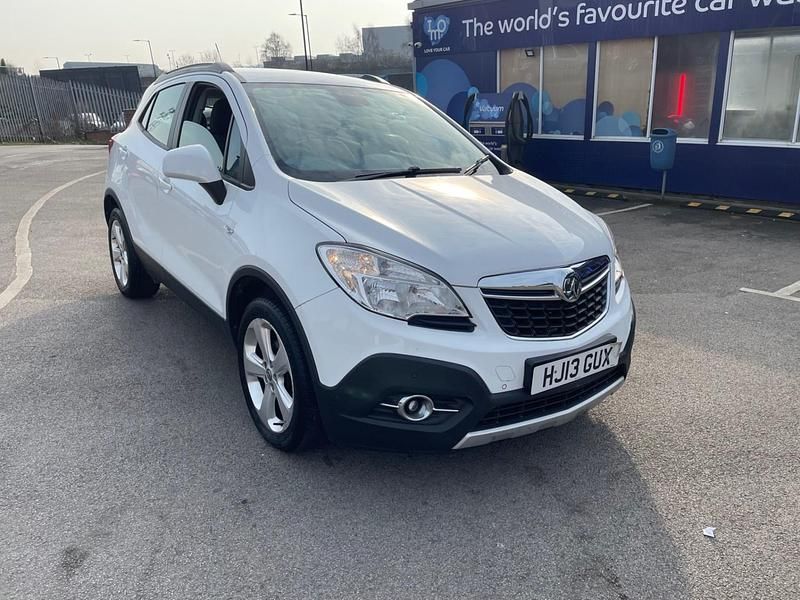 White Used 2013 Vauxhall Mokka SUV | £2,395 (Good price) - Image 1/4