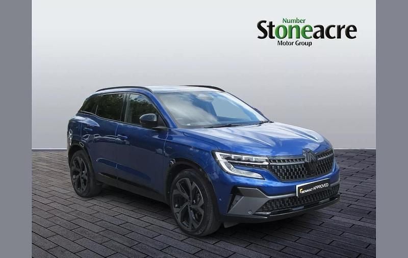 Blue Used 2024 Renault Austral Iconic Esprit Alpine SUV | £27,000 (Fair price) - Image 1/4