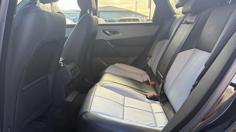 New Land Rover Range Rover Velar SE Dynamic 204 HP (150 kW) 2026 Metallic  santorini black SUV