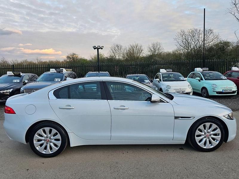 Used Jaguar XE Prestige 2016 White Sedan