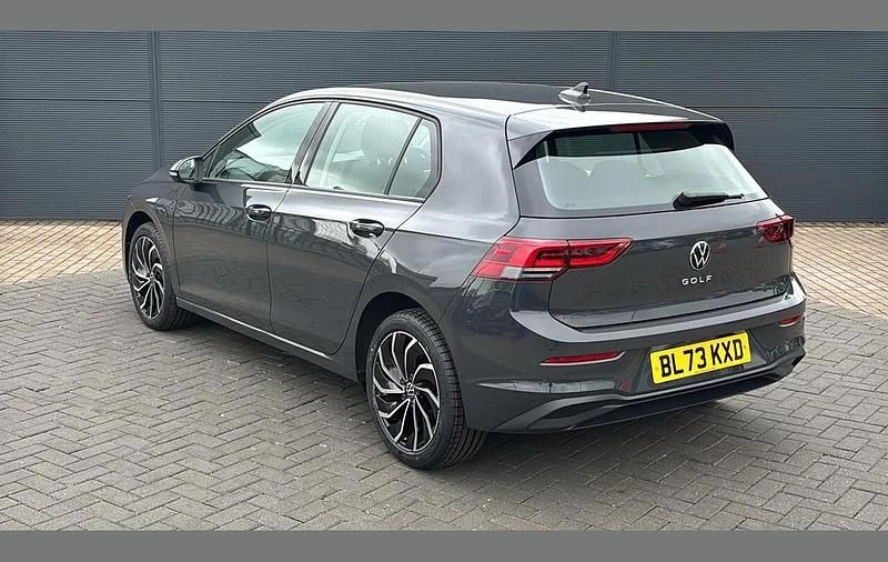 Used VW Golf VIII Life 128 HP (94 kW) 2023 Grey Hatchback