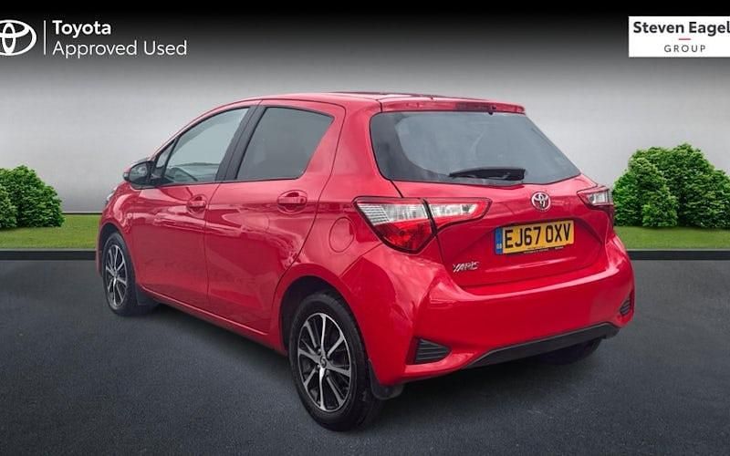 Begagnad Toyota Yaris 69 HK (50 kW) 2018 Halvkombi