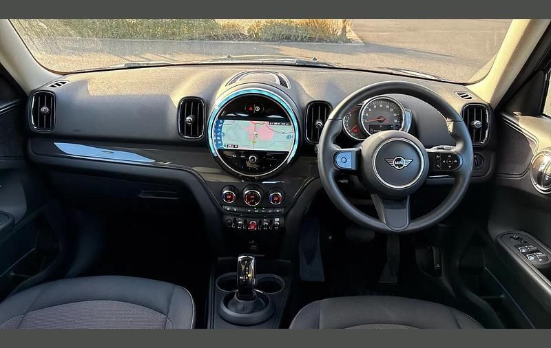 Used Mini Cooper Countryman Classic 134 HP (98 kW) 2022 Black SUV