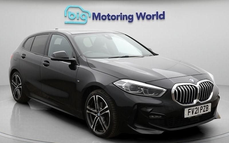 Used BMW 118 M Sport 136 HP (100 kW) 2021 Black Hatchback