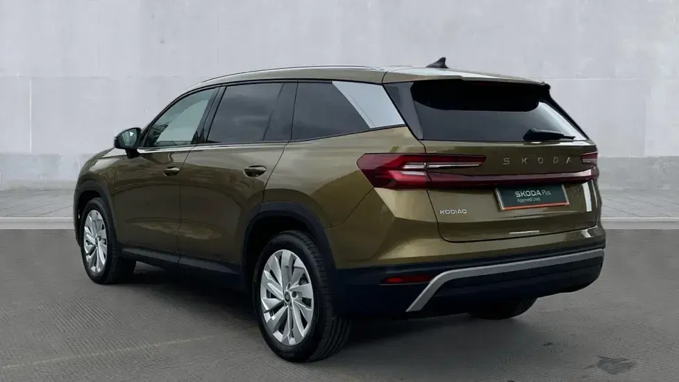 Second-hand Skoda Kodiaq SE L 150 CP (110 kW) 2025 Auriu SUV