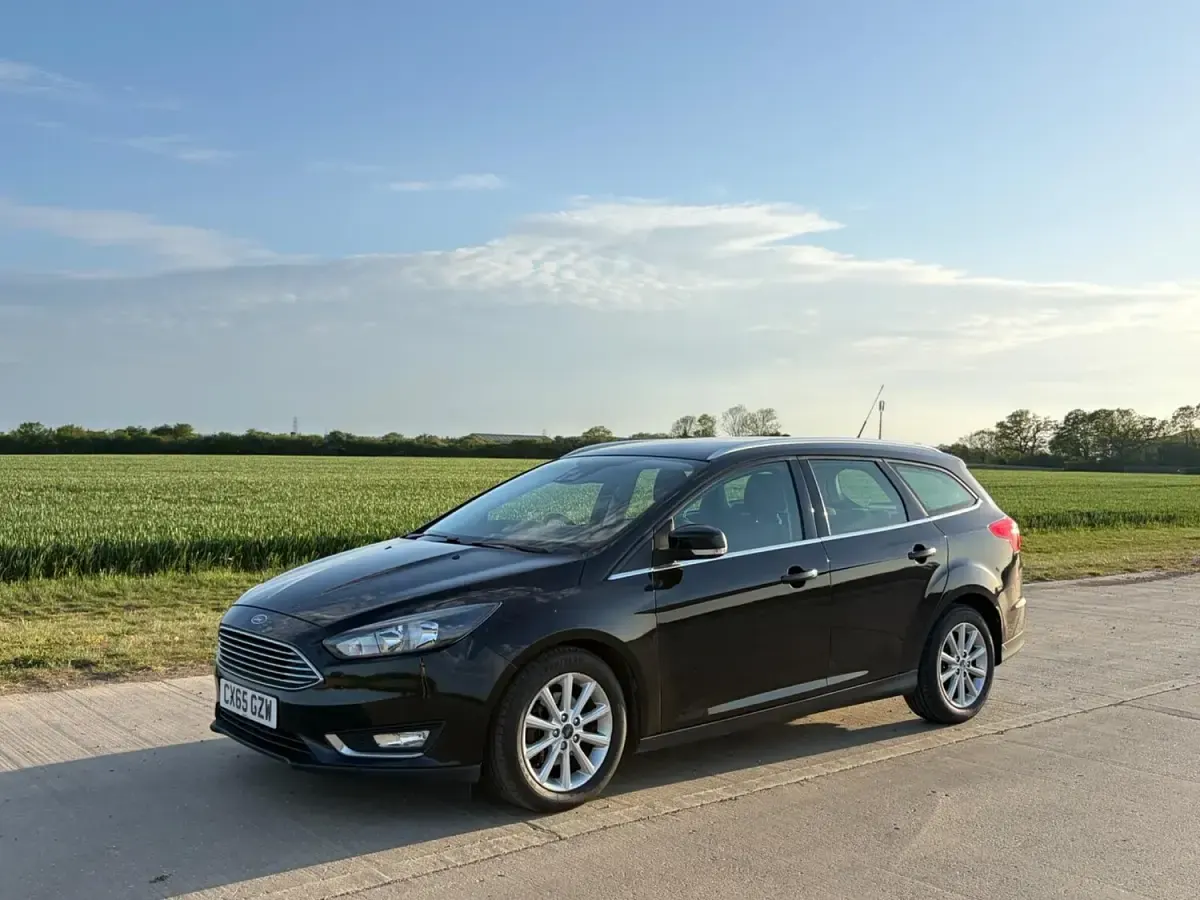 Used Ford Focus Titanium 125 HP (91 kW) 2015 Black Estate