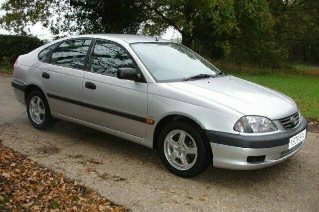 Used Toyota Avensis 2001 Hatchback