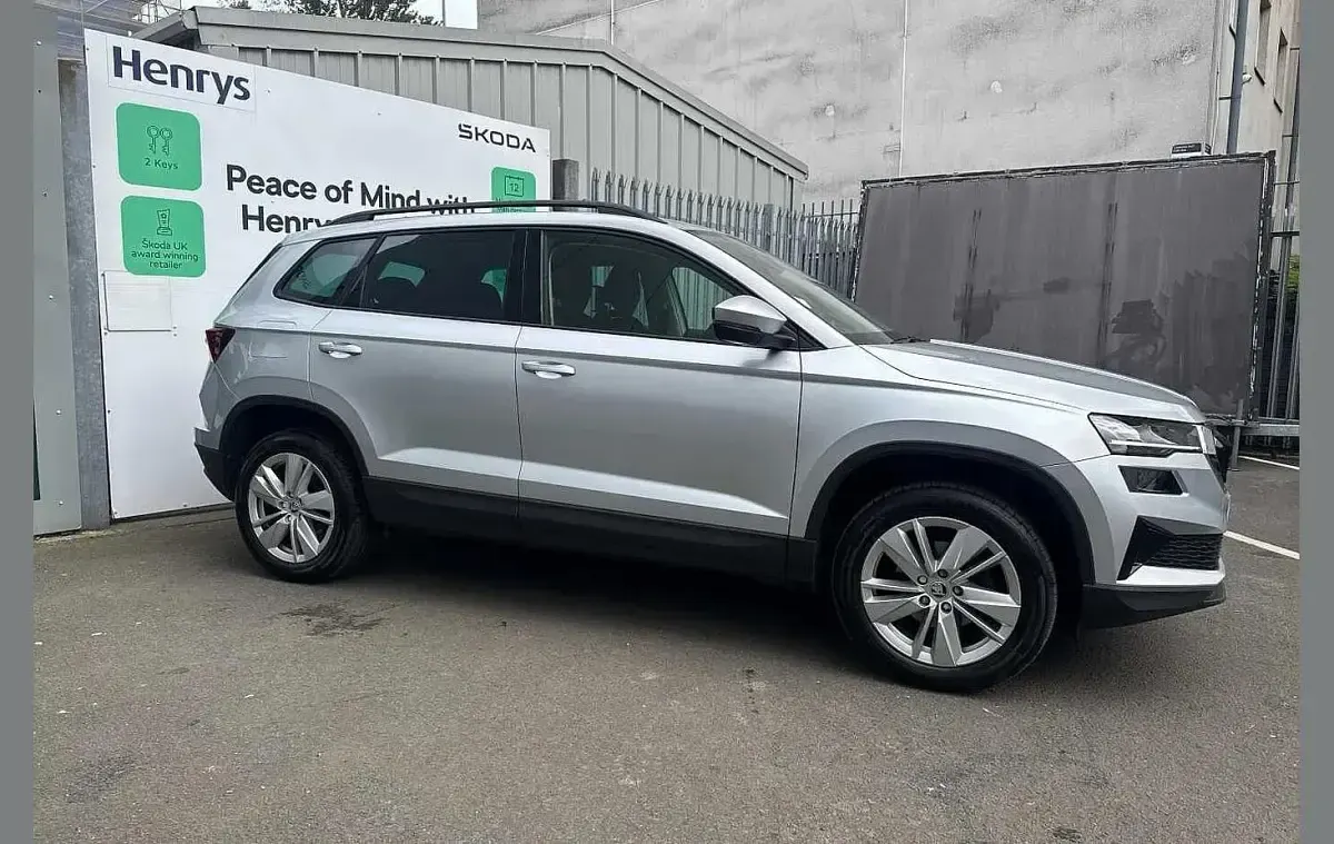 Used Skoda Karoq SE Drive 113 HP (83 kW) 2024 Brilliant silver metallic SUV