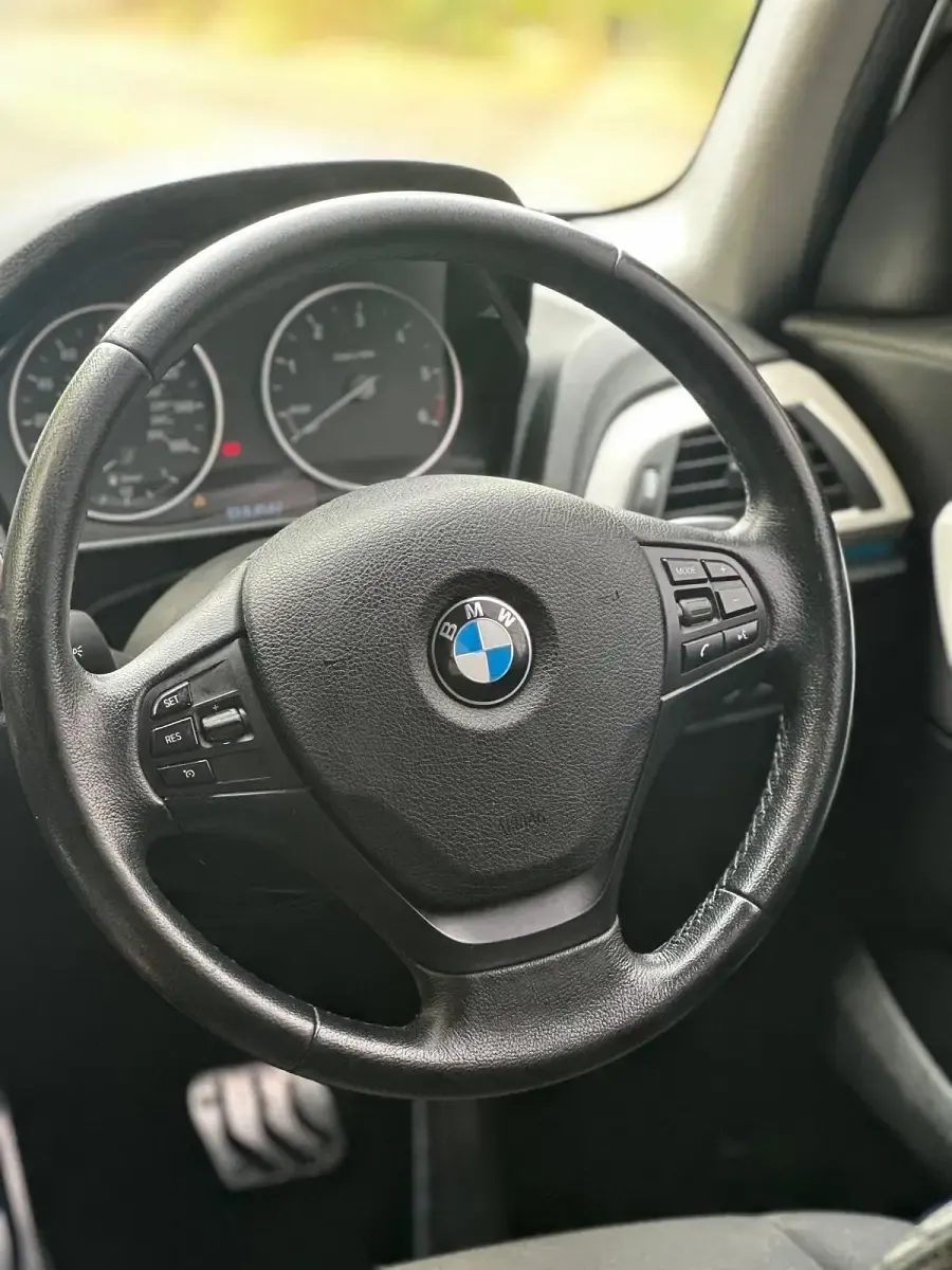 Used BMW 118 2013 Silver Hatchback