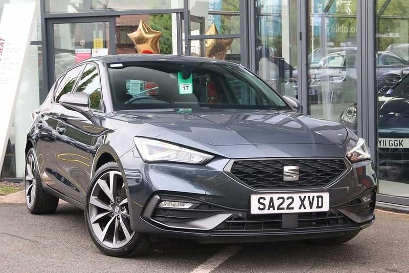 Used 2022 Seat Leon FR Sport Hatchback | £18,829 (A bit pricey) - Image 1/4