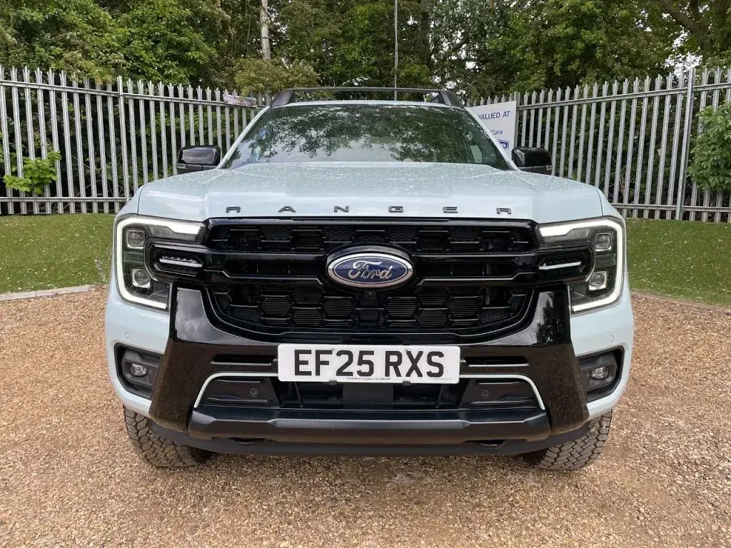 Used Ford Ranger 281 HP (206 kW) 2025 Grey Pickup