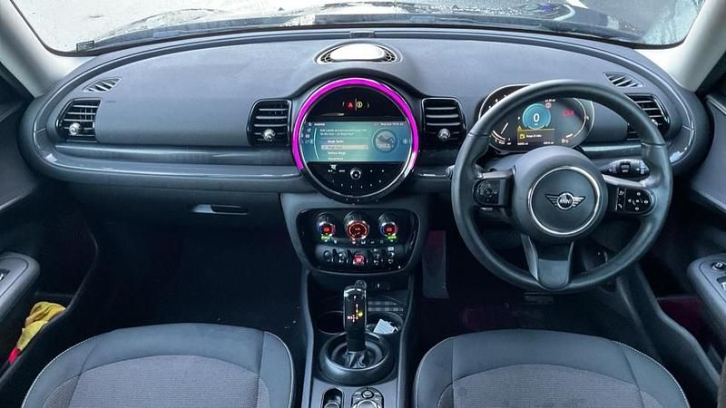 Used Mini Cooper Clubman Classic 134 HP (98 kW) 2024 Black Estate