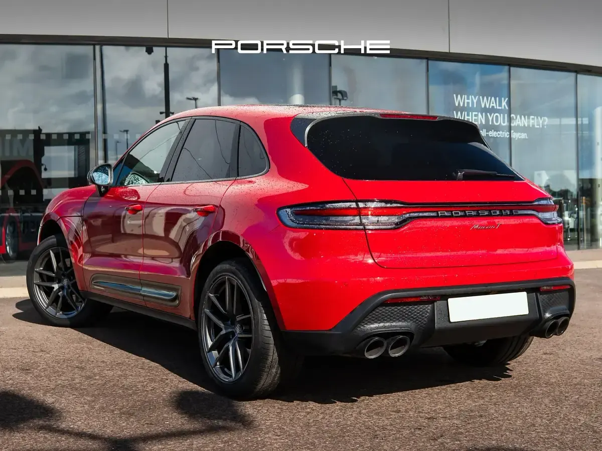 Used Porsche Macan 265 HP (194 kW) 2024 Red SUV