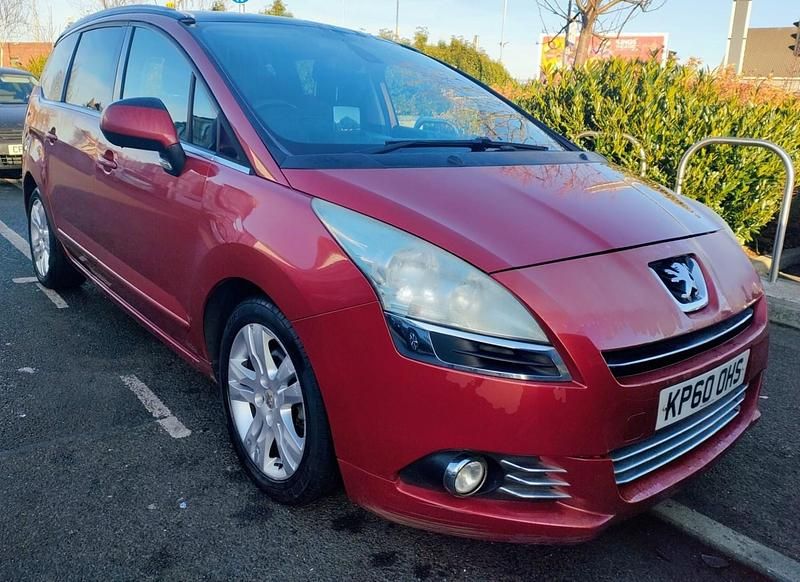 Red Used 2010 Peugeot 5008 MPV | £1,295 (Fair price) - Image 1/4