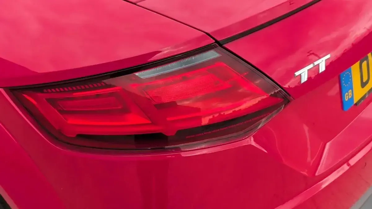 Used Audi TT S-Line 181 HP (133 kW) 2016 Red Coupe