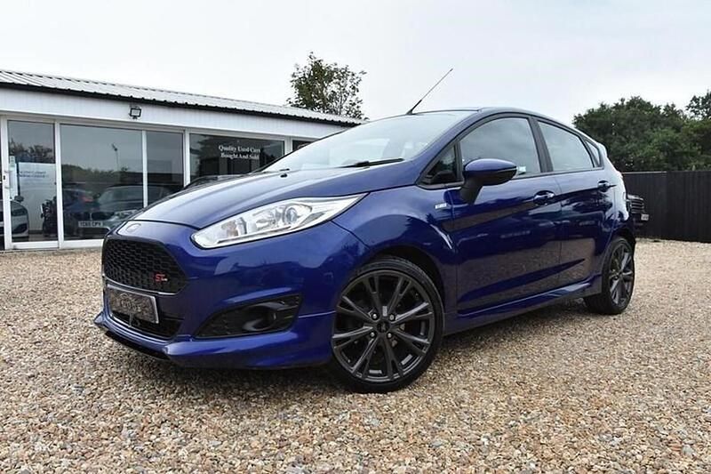 Bronze Used 2016 Ford Fiesta Titanium Hatchback | £7,995 (A bit pricey) - Image 1/1