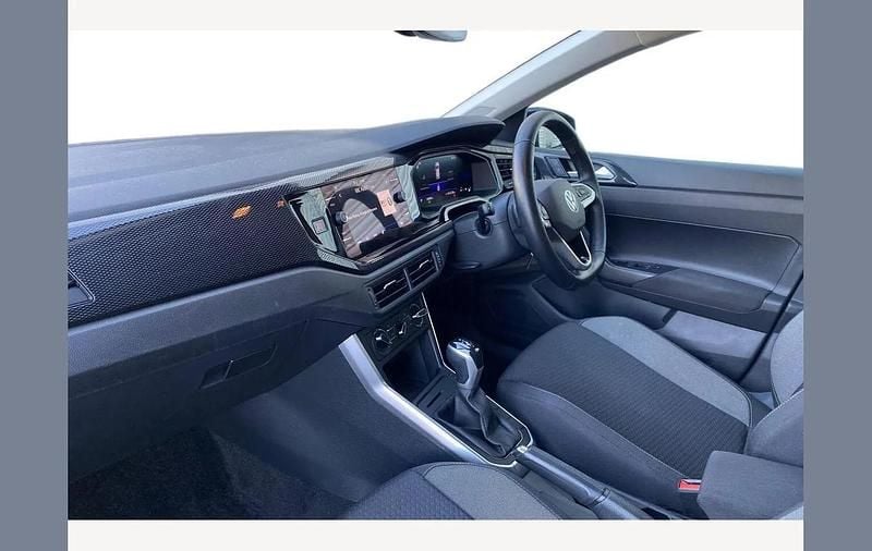 Used VW Polo Match 95 HP (69 kW) 2024 Black Hatchback