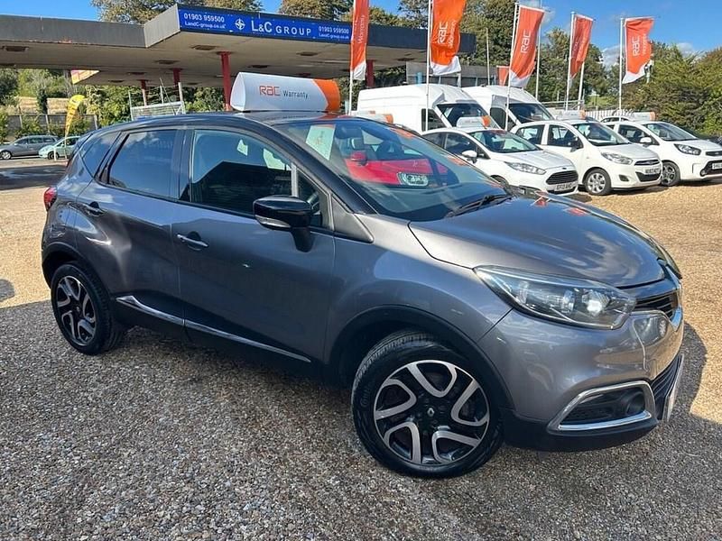 Grey/black Used 2016 Renault Captur Dynamique SUV | £5,690 (Fair price) - Image 1/4