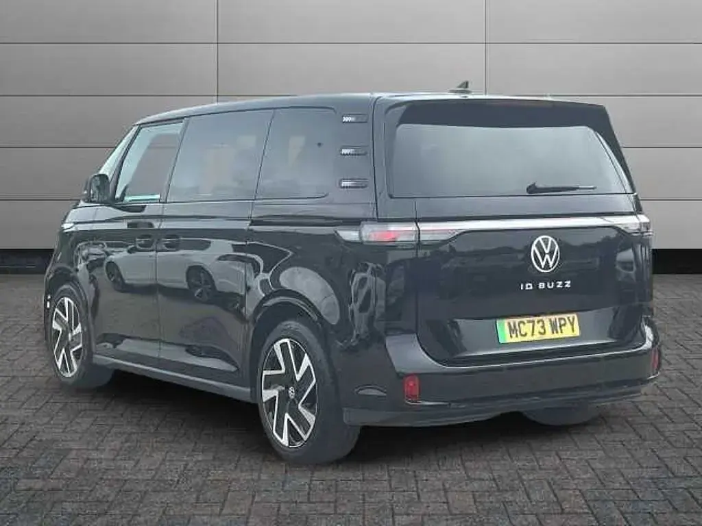 Used VW ID. Buzz Pro 150 kW (204 HP) 2023 Black MPV