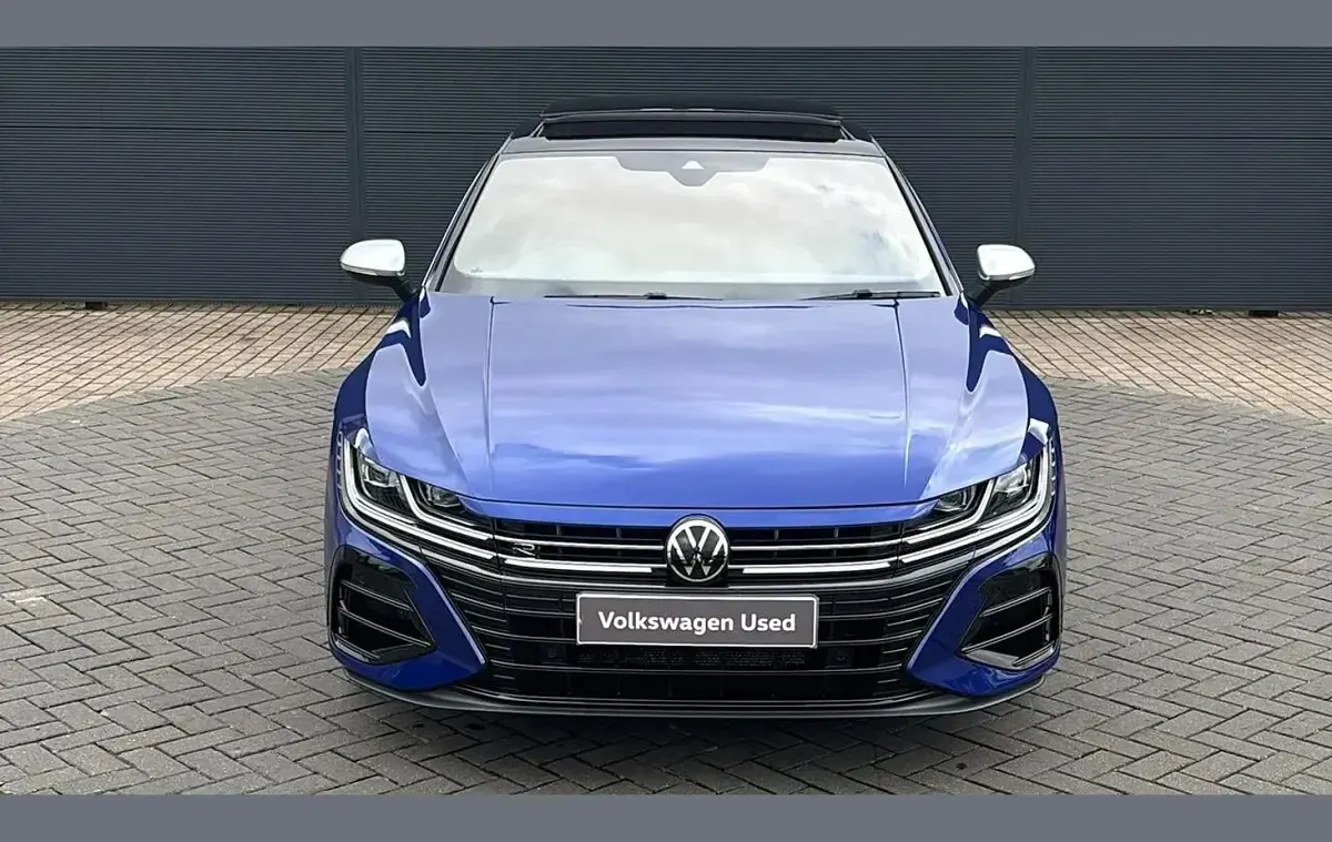 Used VW Arteon R 315 HP (231 kW) 2023 Blue Hatchback