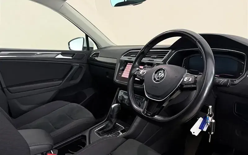 Used VW Tiguan SEL 230 HP (169 kW) 2020 SUV