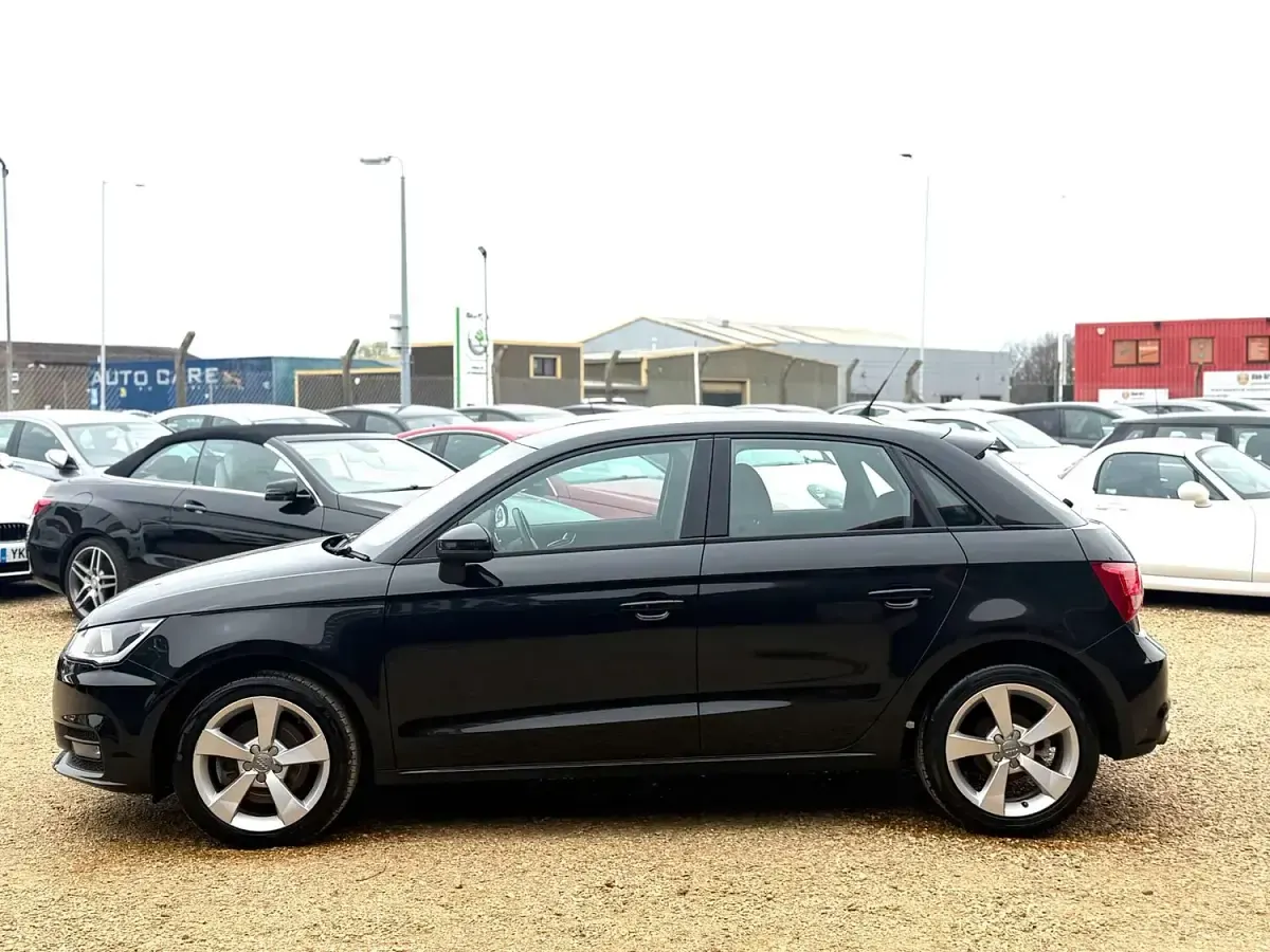 Used Audi A1 Sportback Sport 125 HP (91 kW) 2015 Black Hatchback