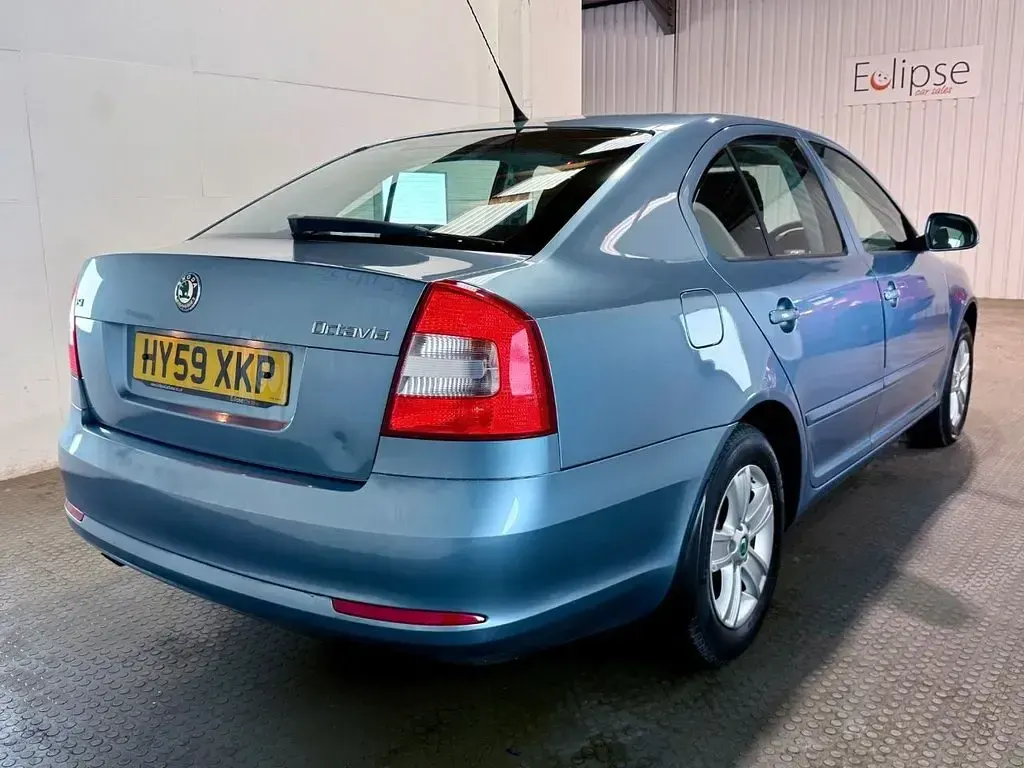 Used Skoda Octavia SE 122 HP (89 kW) 2009 Grey Hatchback