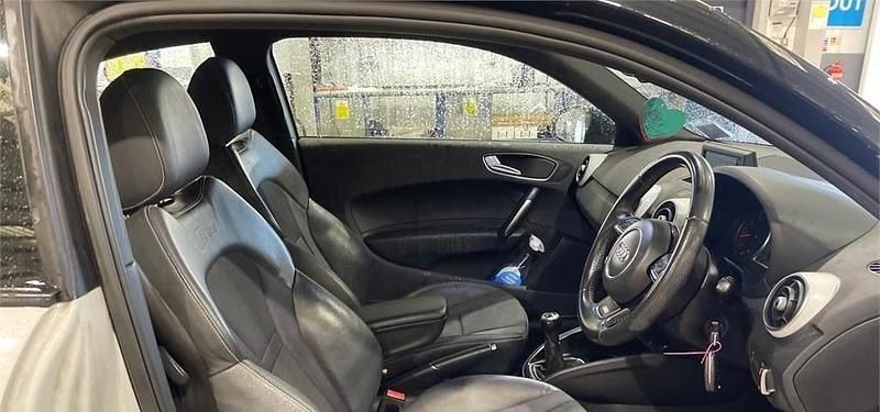 Used Audi A1 S-Line 122 HP (89 kW) 2014 Ibis white Hatchback