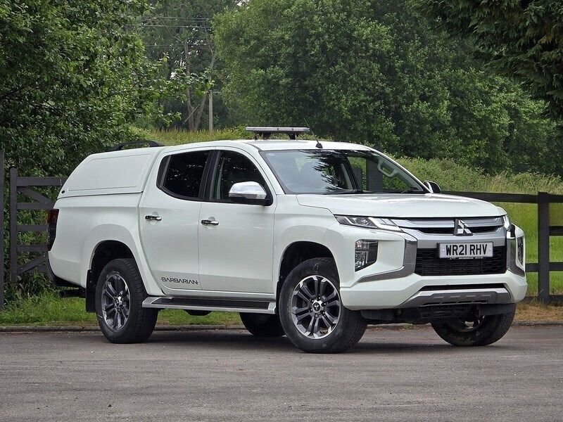 White Used 2021 Mitsubishi L200 Pickup | £22,770 (Expensive) - Image 1/4