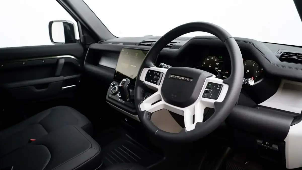 New Land Rover Defender S 2026 Green SUV