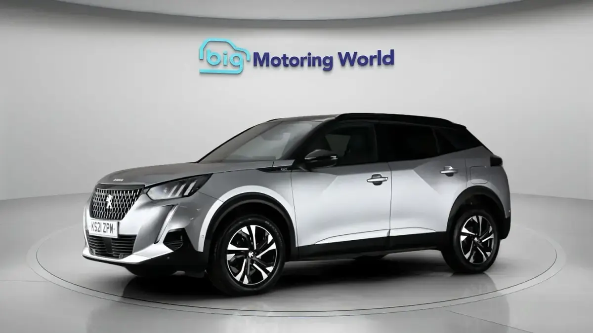 Used Peugeot 2008 GT 130 HP (95 kW) 2021 Grey SUV
