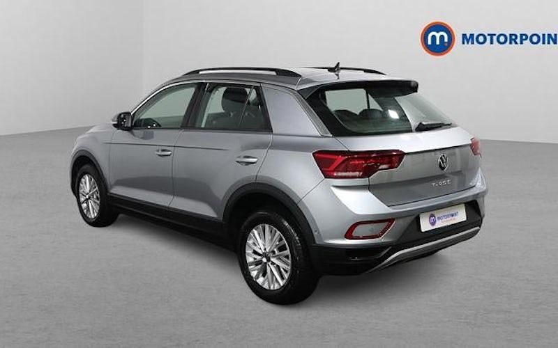Used VW T-Roc Life 150 HP (110 kW) 2025 SUV