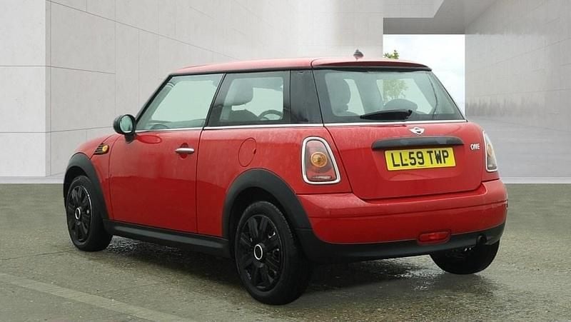 Used Mini ONE Hatch 2009 Red Hatchback