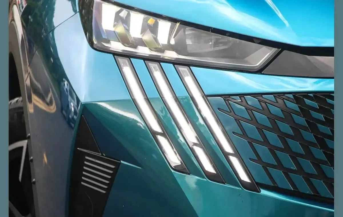 Used Peugeot 3008 GTi 134 HP (98 kW) 2025 Blue SUV
