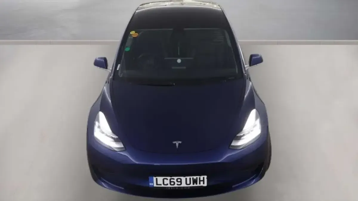 Used Tesla Model 3 Standard Range 177 kW (241 HP) 2019 Blue Sedan