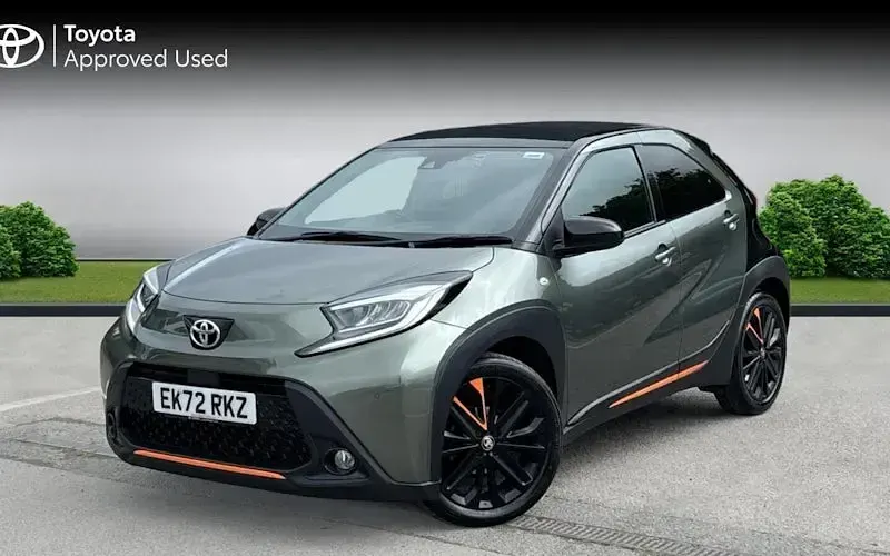 Used Toyota Aygo X Edition 72 HP (52 kW) 2022 Green SUV